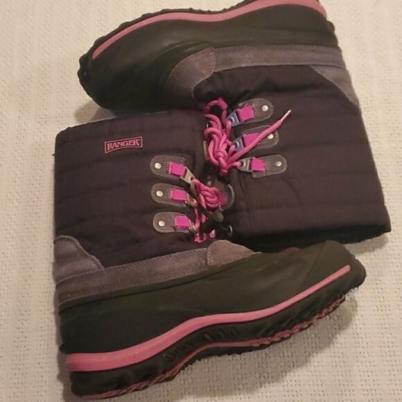 Ranger Tundra Thermolite Insulated Lace-up, Cinchable Sz. 9 Winter Boots - Picture 2 of 11